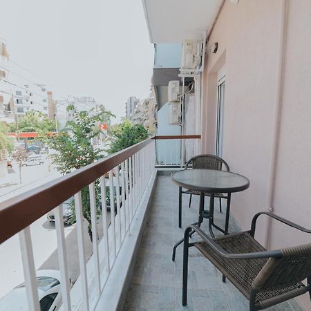Comfy And Stylish Apartment Thessaloniki Exterior photo
