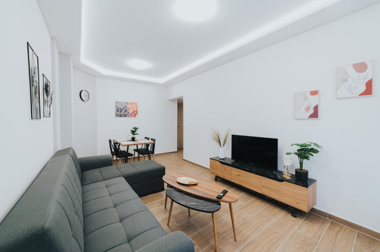 Comfy And Stylish Apartment Thessaloniki Exterior photo